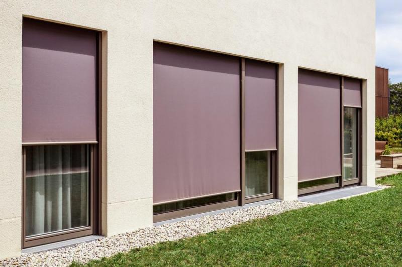 Store banne, la solution parfaite pour votre terrasse